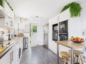 Kitchen- click for photo gallery